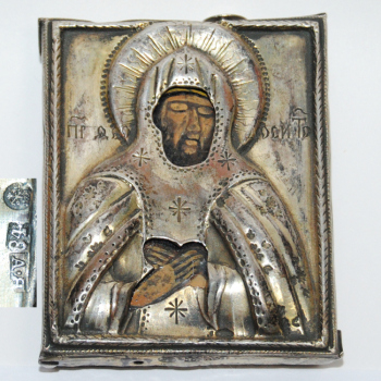 Икона в серебряном окладе Преподобный Феодосий Тотемский в гробу