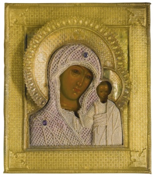 Икона Божией Матери «Казанская» в серебряном окладе с жемчугом