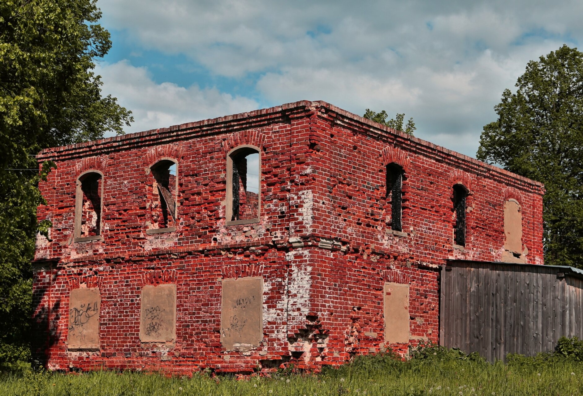 Пятницкая церковь в Морозово - памятник православной архитектуры