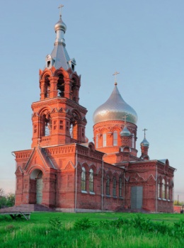 Храм Великомученицы Параскевы Пятницы в селе Погорельцево