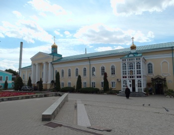 Церковь над местом кельи святителя Тихона Задонского в Задонске