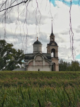 Церковь Вознесения Господня (Исидора Блаженного на Валах) в Ростове Великом