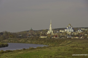 Вид на Задонск и Рождество-Богородицкий монастырь с берега реки Дон