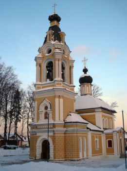 Храм Успения Пресвятой Богородицы в Архангельском-Тюрикове зимой