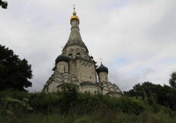 Храм Преображения Господня в селе Остров