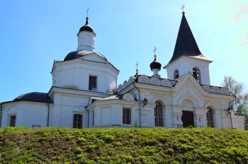 Храм Воскресения Христова в Тарусе