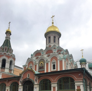 Казанский собор на Красной площади: история и архитектура в деталях