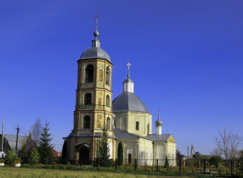 Храм Живоначальной Троицы в селе Троицкое