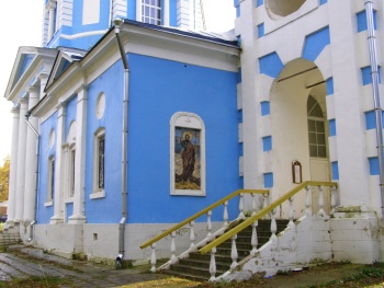 Храм Рождества Пресвятой Богородицы в селе Поречье