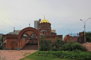 Собор во имя святого благоверного князя Александра Невского в Новосибирске