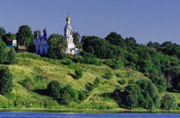 Церковь Рождества Христова в селе Еласы