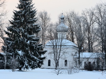 Церковь Иконы Божией Матери «Неопалимая Купина» в зимнем убранстве