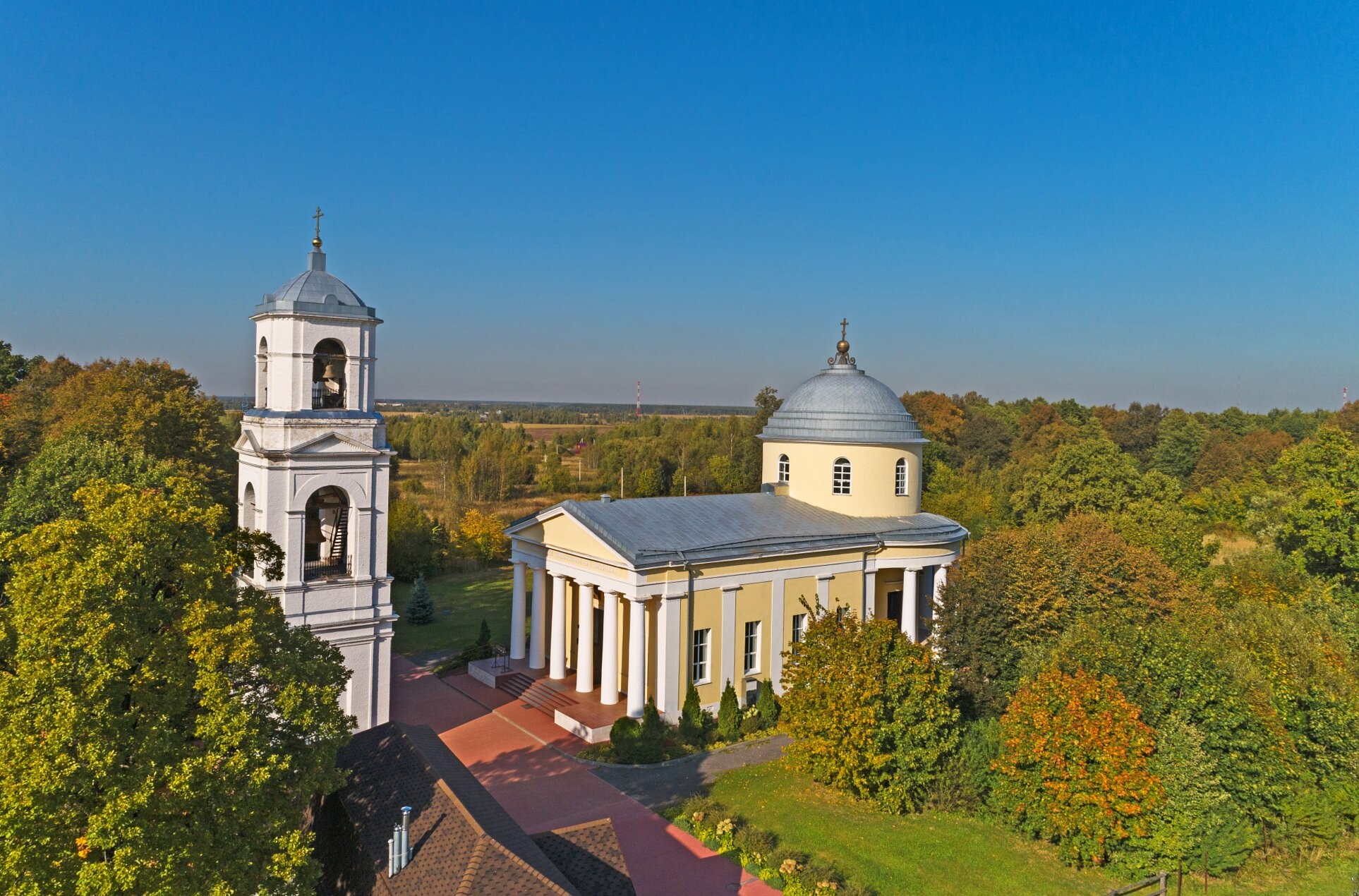 Храм Троицы Живоначальной в селе Ивашево
