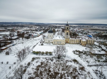 Храм Рождества Пресвятой Богородицы в селе Мещерино