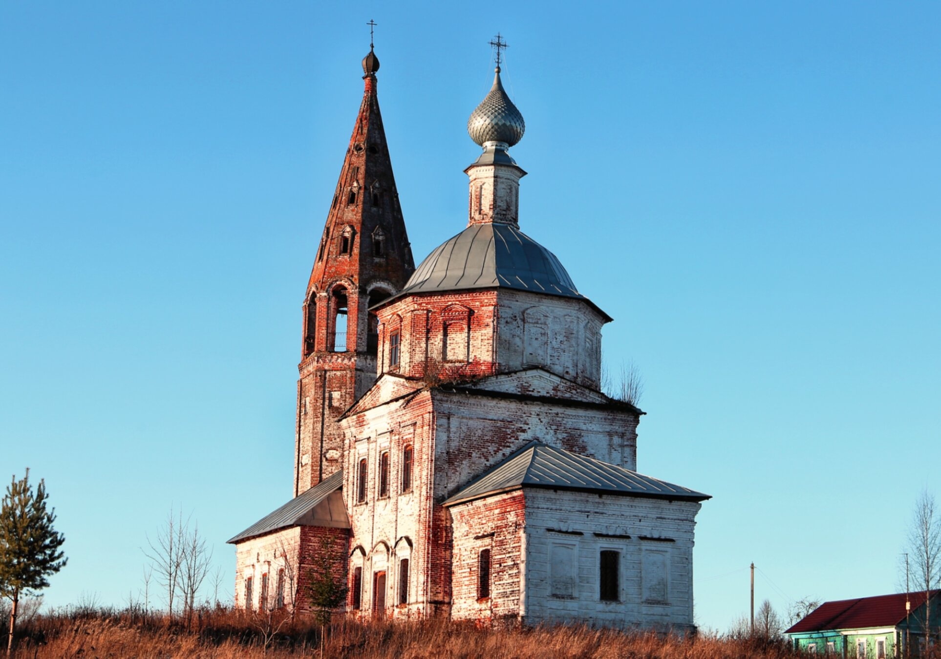 Церковь Рождества Христова в селе Маршово