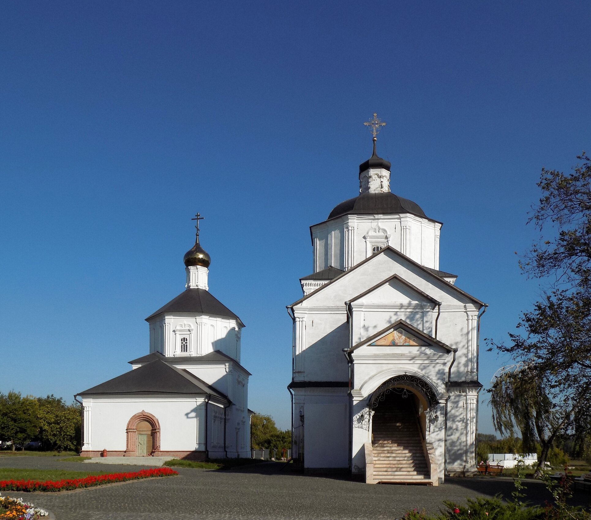 Рыльский Свято-Николаевский мужской монастырь