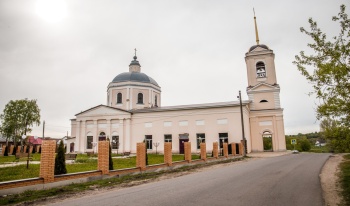 Храм Великомученика Георгия Победоносца в селе Казаки