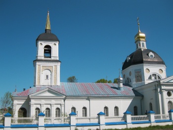 Церковь Воскресения Христова в селе Шипулино