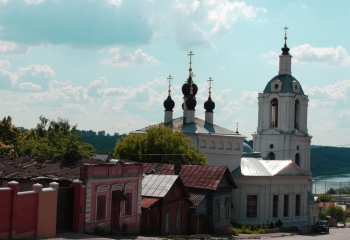 Храм Спаса Преображения «за верхом» в Калуге