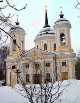 Собор Преображения Господня в усадьбе Пехра-Яковлевское