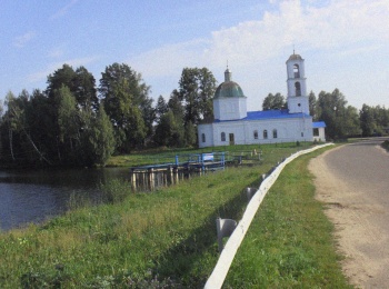 Храм Покрова Пресвятой Богородицы в селе Упша