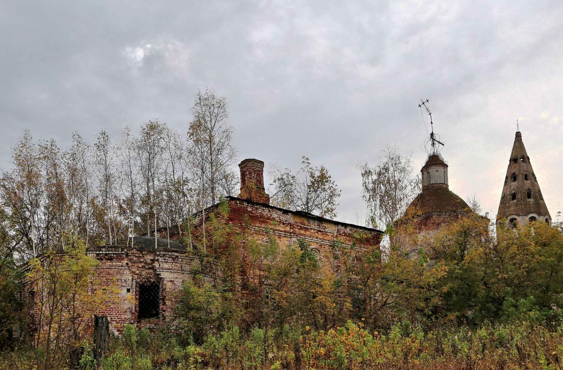 Заброшенная Церковь Сергия Радонежского в селе Аньково