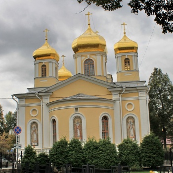 Храм Святителей Московских (Церковь Трёх Святителей) в Нижнем Новгороде