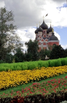Тихвинская церковь в Алексеевском - фотография храма