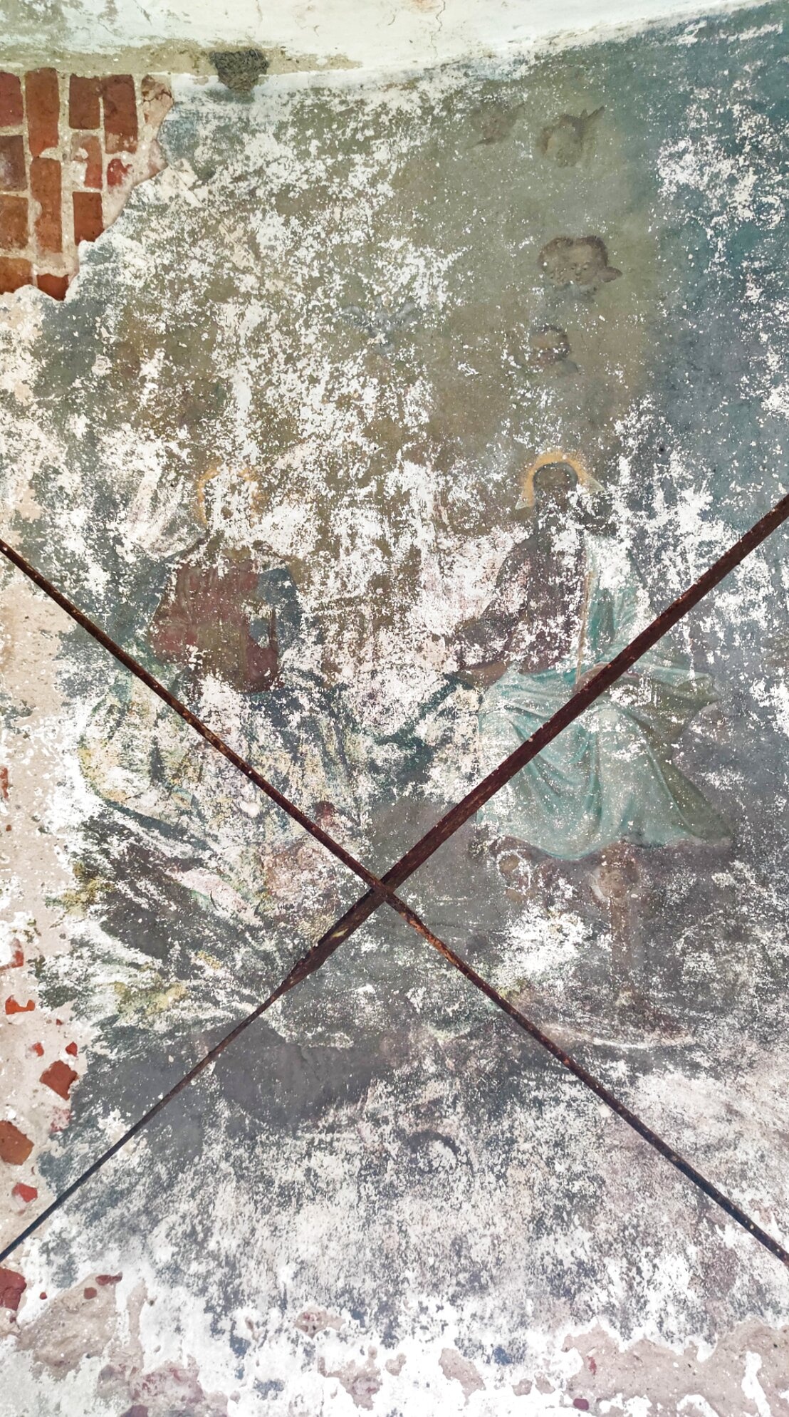 Фрагмент настенной росписи Церкви Рождества Христова в Комсомольске