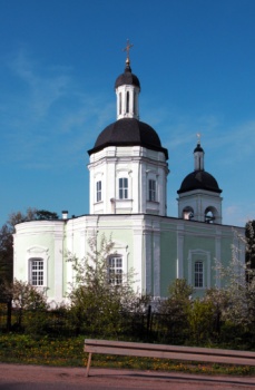 Храм Троицы Живоначальной в селе Ельдигино