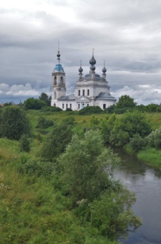 Храм Рождества Пресвятой Богородицы в селе Савинское