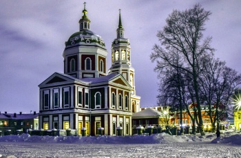 Спасский собор в Кирове: зимняя фотография величественного храма