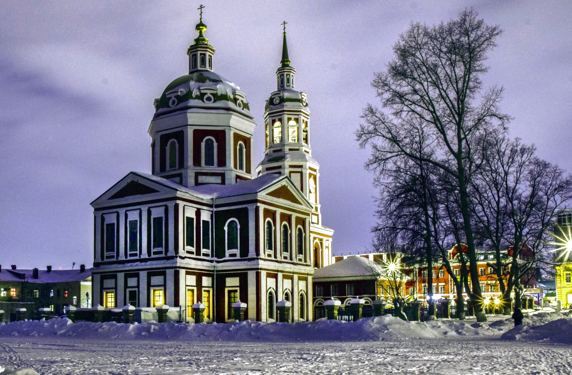 Спасский собор в Кирове: зимняя фотография величественного храма