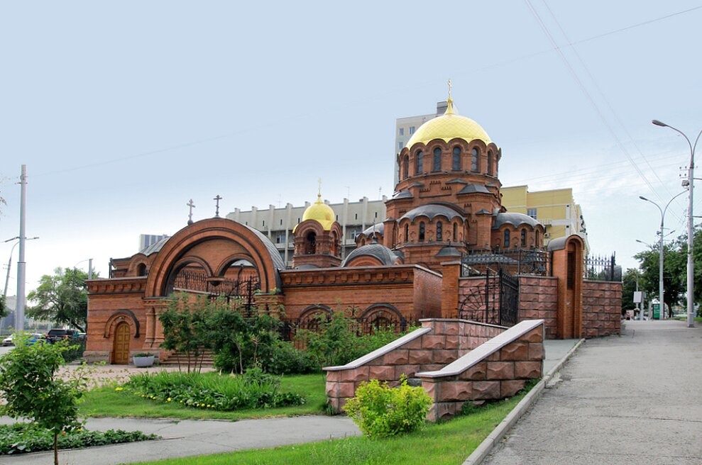 Собор во имя Святого Благоверного Князя Александра Невского в Новосибирске