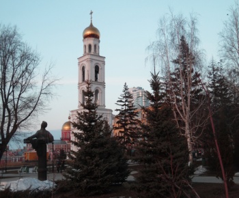 Зимний вид Иверского женского монастыря в Самаре