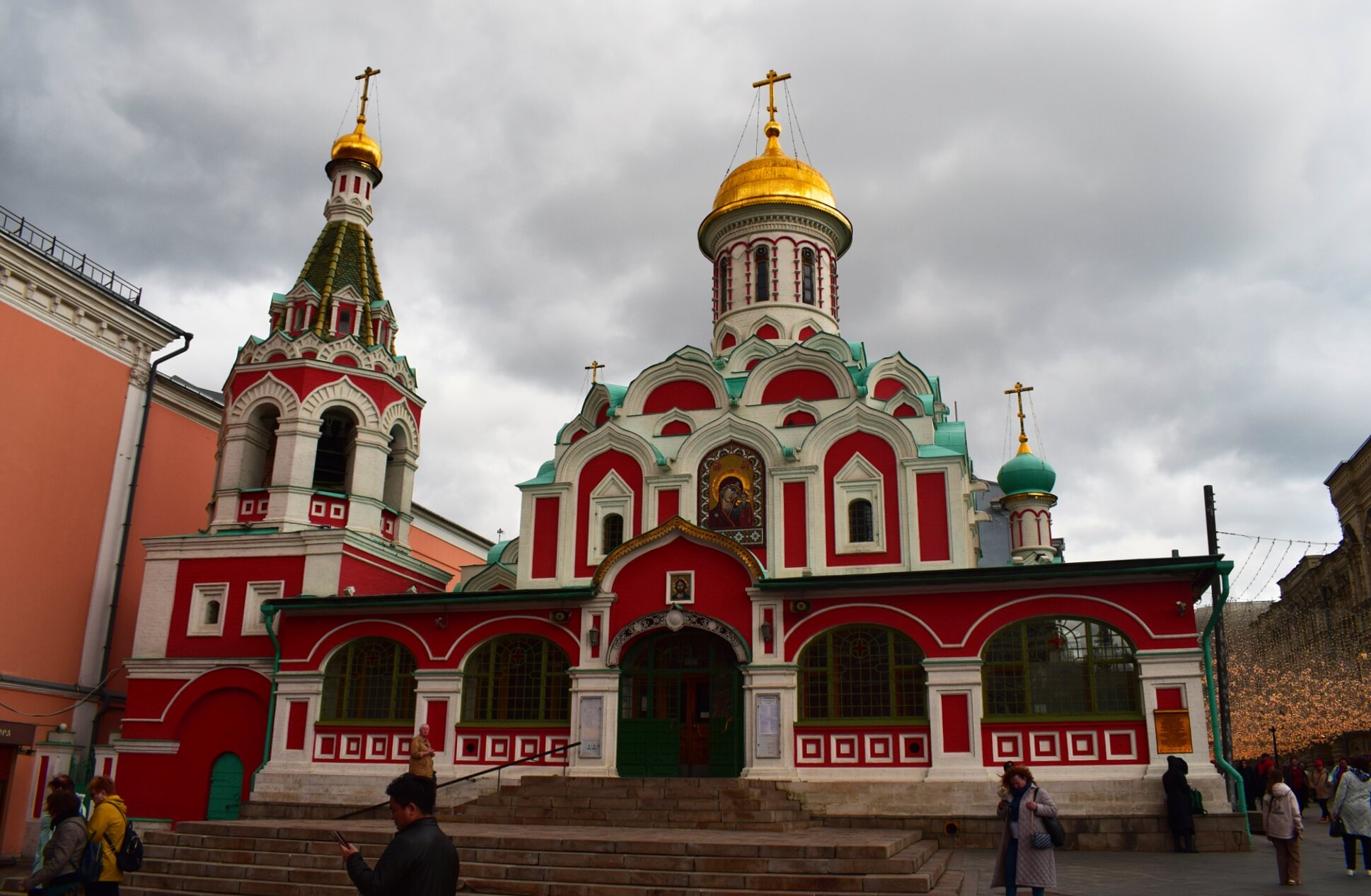 Казанский собор на Красной площади: история в фотографии