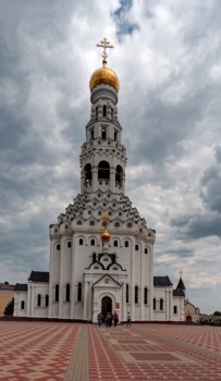 Храм Святых Апостолов Петра и Павла в Прохоровке
