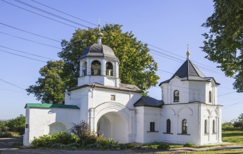 Святые ворота Феодоровского женского монастыря