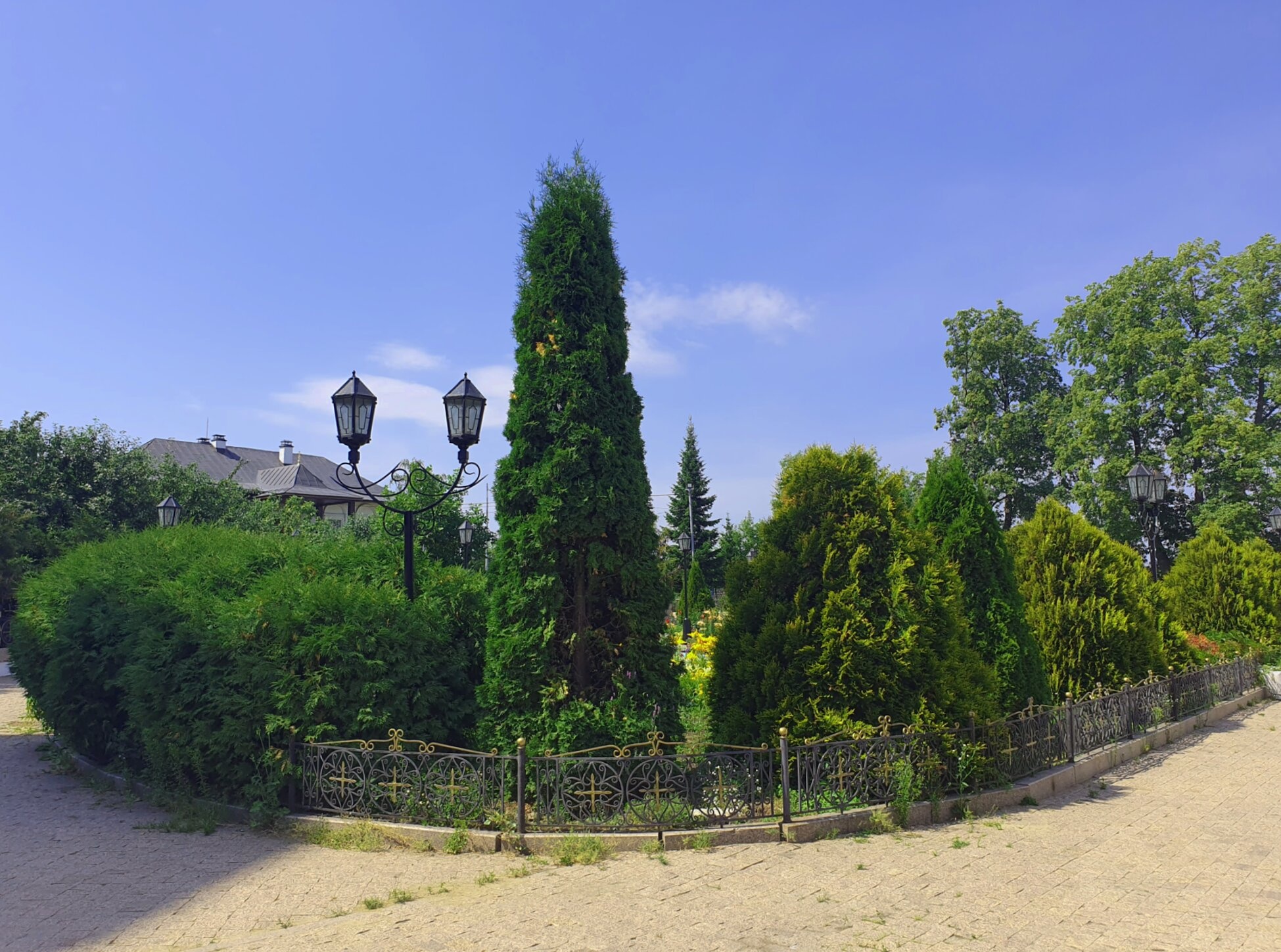 Свято-Троицкий мужской монастырь в Тюмени