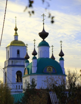 Храм Живоначальной Троицы в селе Хотеичи
