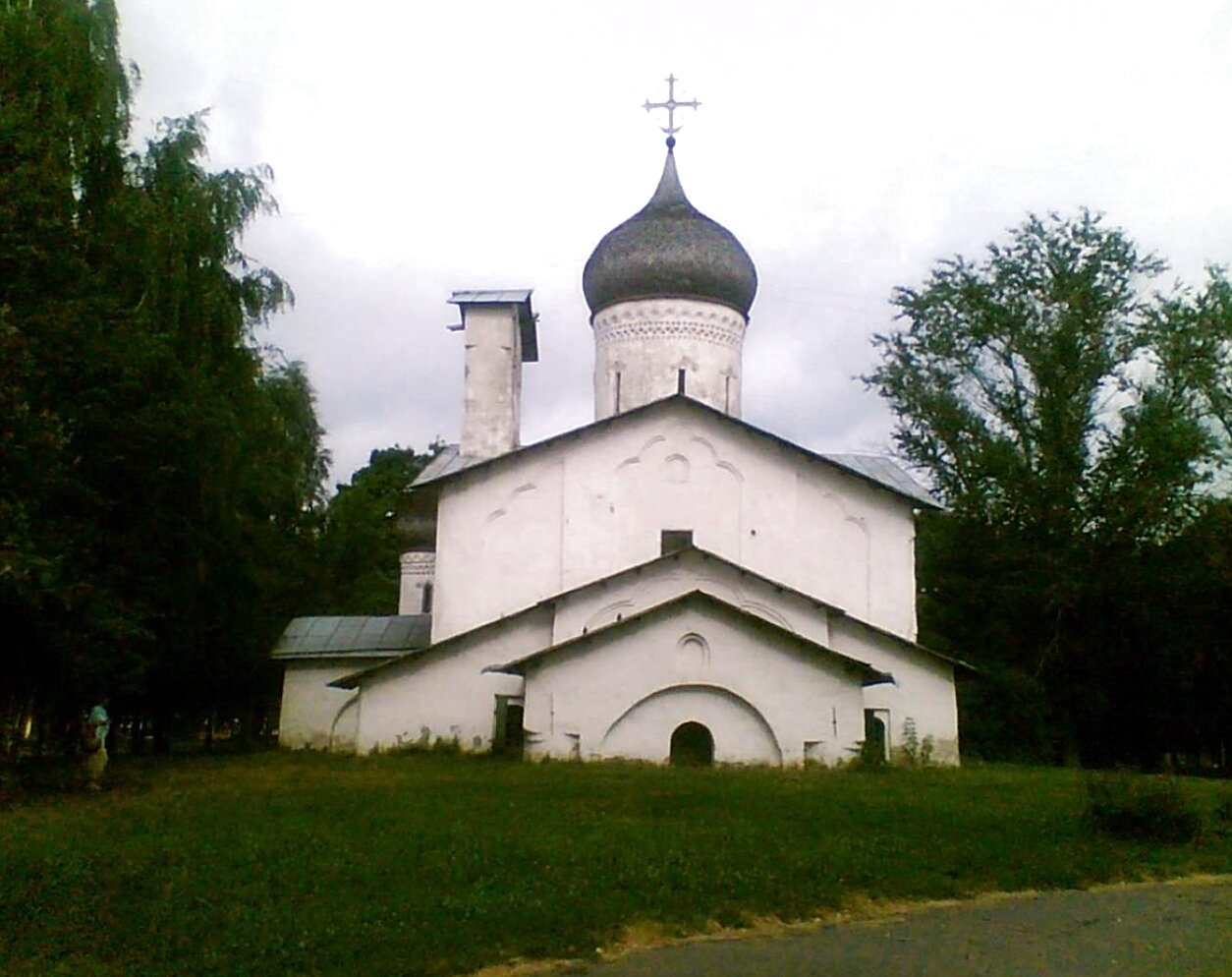 Церковь Николы со Усохи в Пскове — древний православный храм