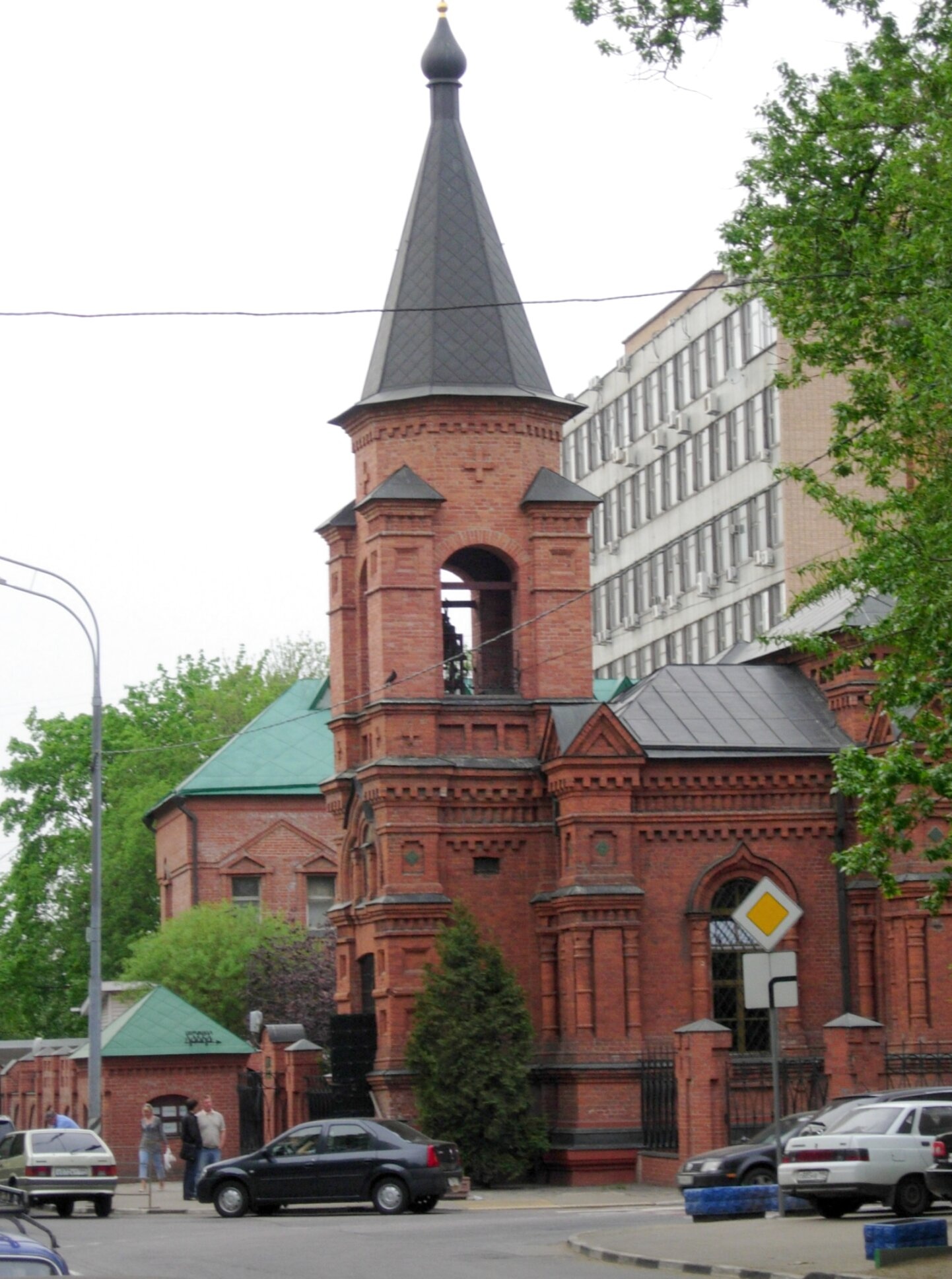 Храм Святителя Митрофана Воронежского в Москве