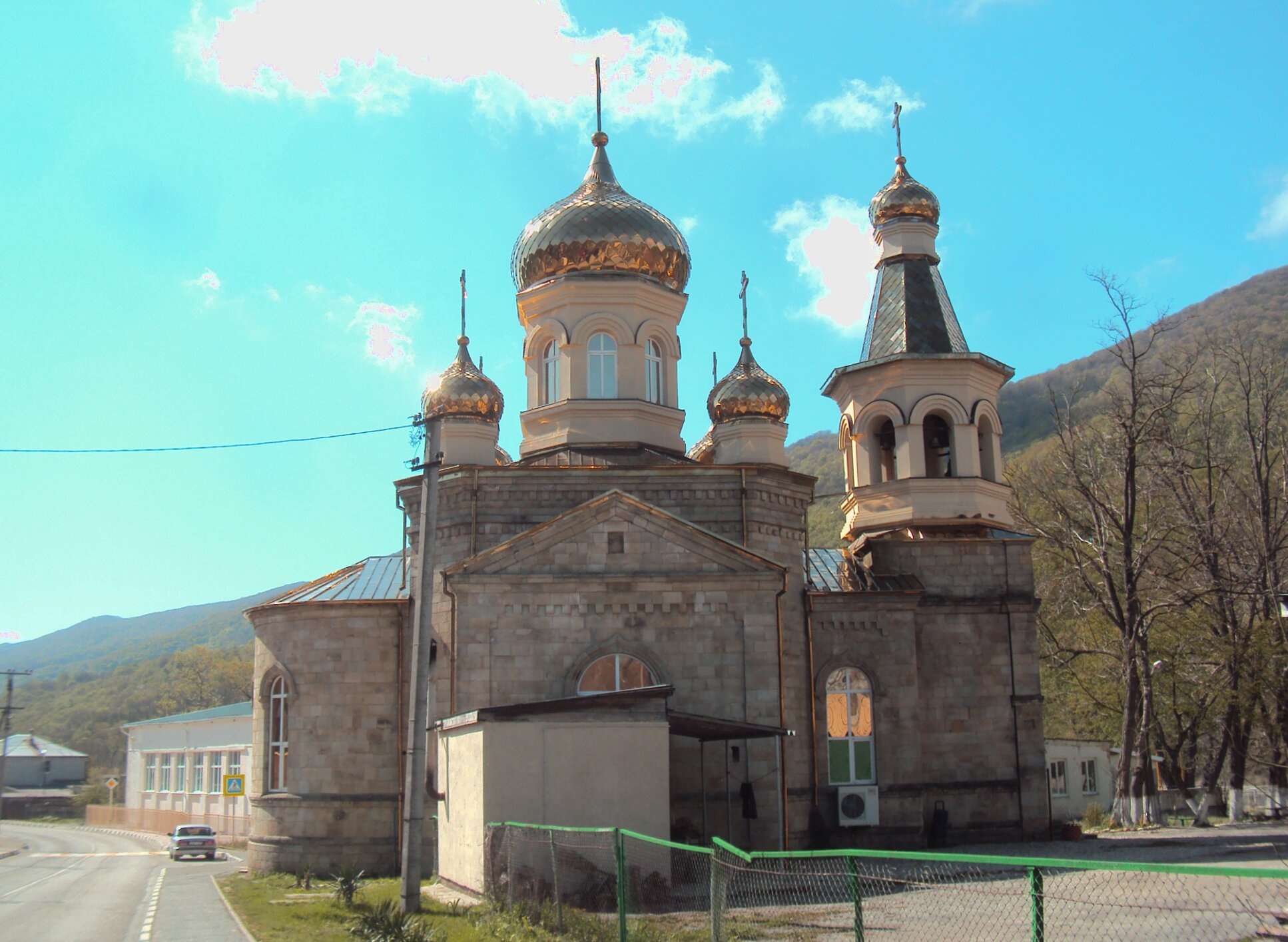Храм Святителя Николая Чудотворца в селе Адербиевка