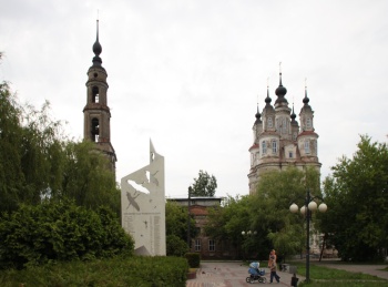 Церковь Космы и Дамиана в Калуге: архитектурный ансамбль