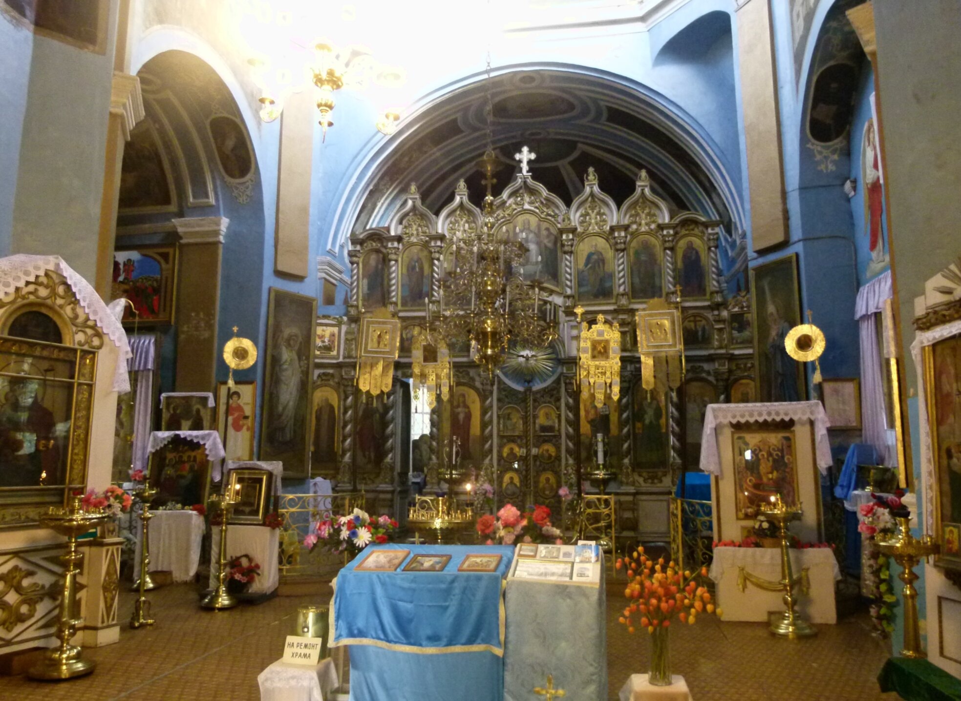 Интерьер Церкви Успения Пресвятой Богородицы в Коростыни