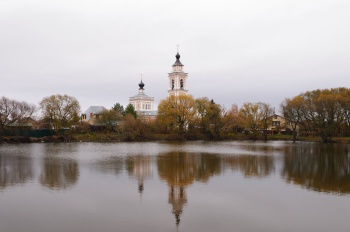 Храм Преображения Господня в селе Вельяминово