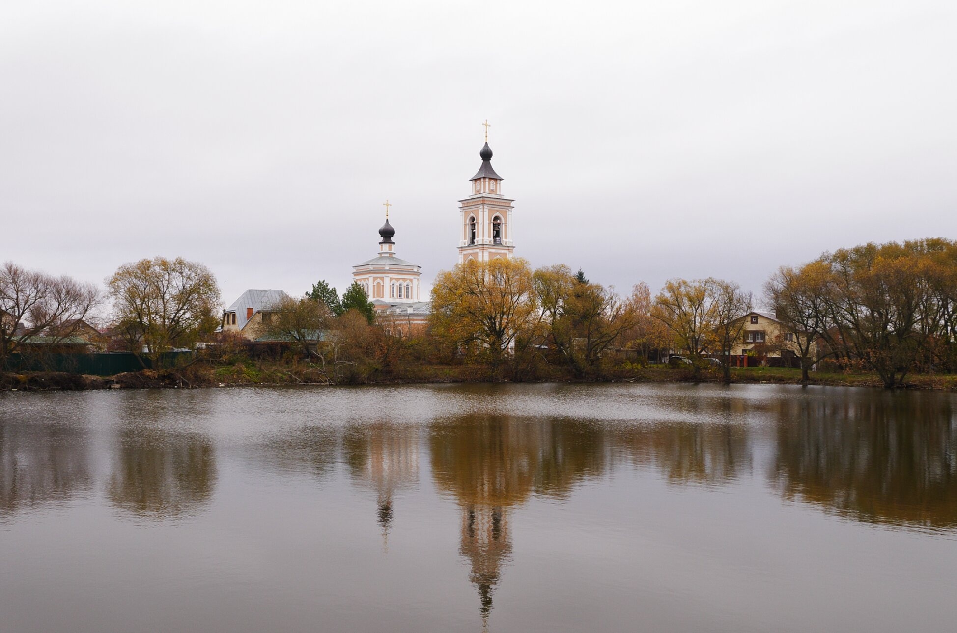 Храм Преображения Господня в селе Вельяминово