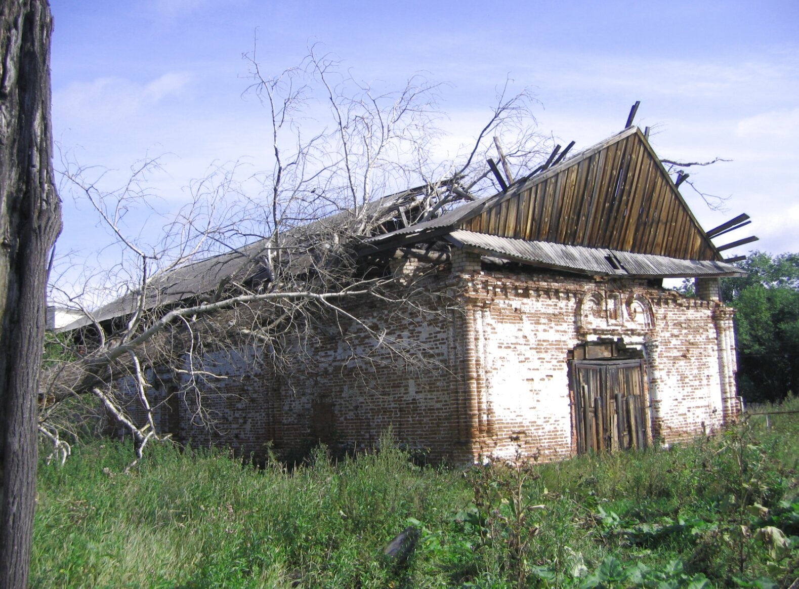 Старая Покровская церковь в Верхотурье
