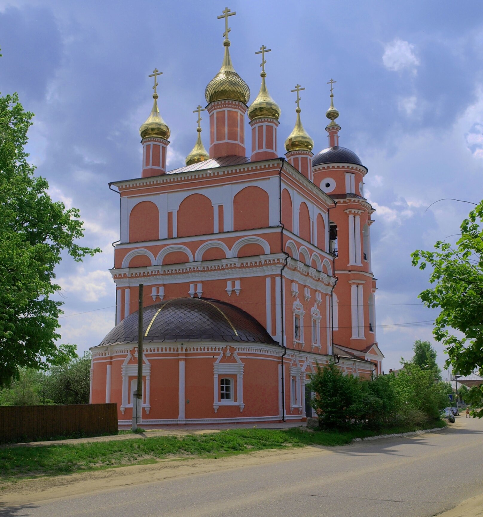 Храм святых благоверных князей Бориса и Глеба в городе Боровске