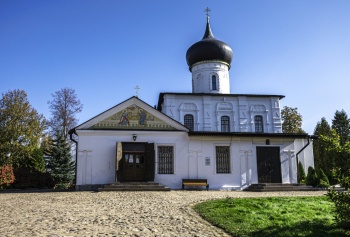 Храм Великомученика Георгия Победоносца в Старой Руссе